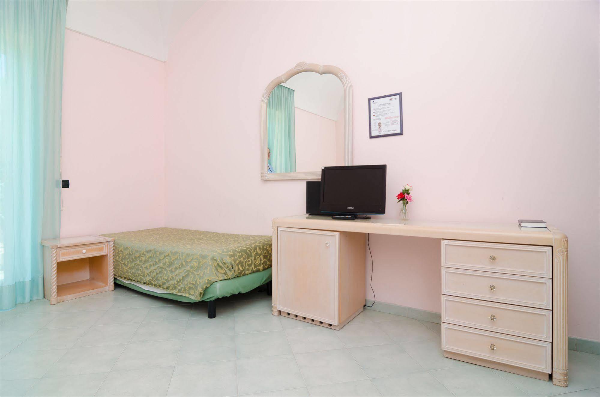 איסקיה Hotel Felix Terme מראה חיצוני תמונה